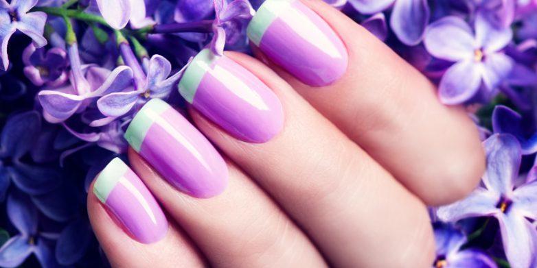 Pastell Nägel violett und mint