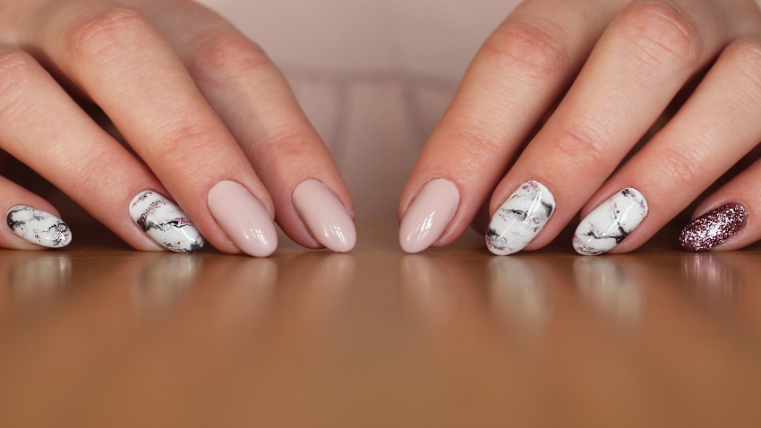 Marmor Nails für den Sommer 