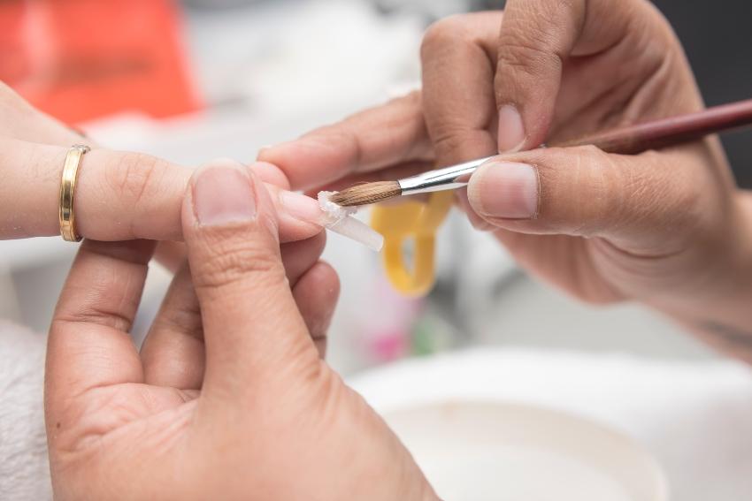 Nageltips Verlängerung - Gelnägel selbst machen