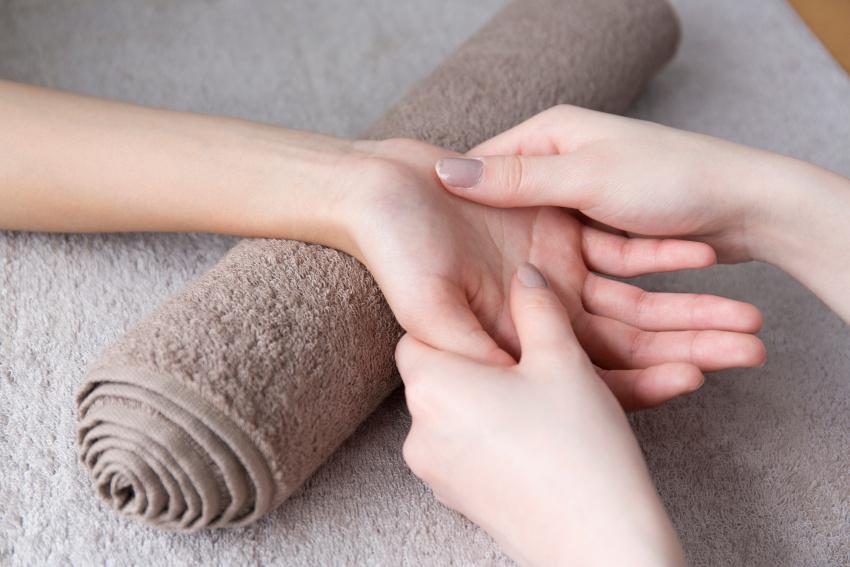 Handmassage - schöne Hände