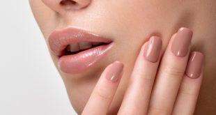 Braun-beige Nails: Der Leder-Look für die Nägel